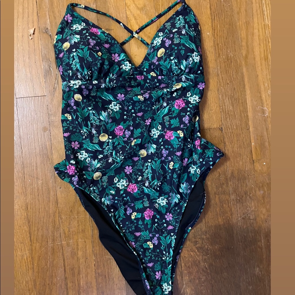 Jcrew size 8 dark floral swimsuit